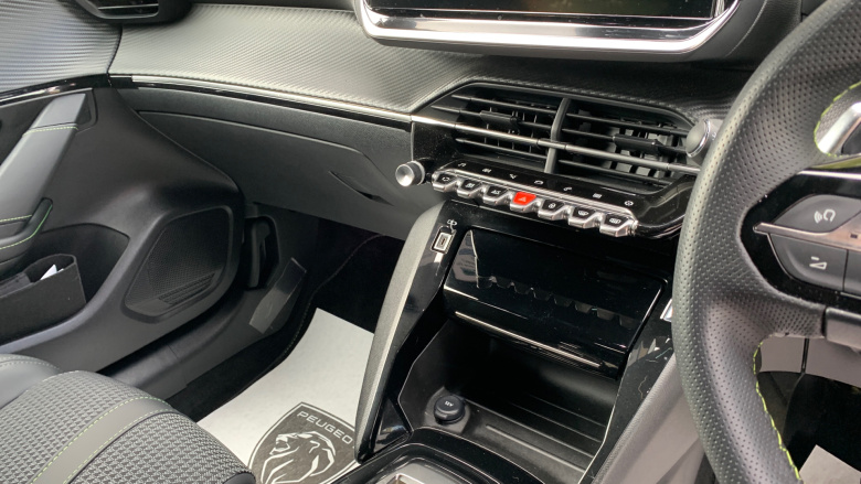 Peugeot 208 1.2 PureTech 100 GT 5dr EAT8 Petrol Hatchback